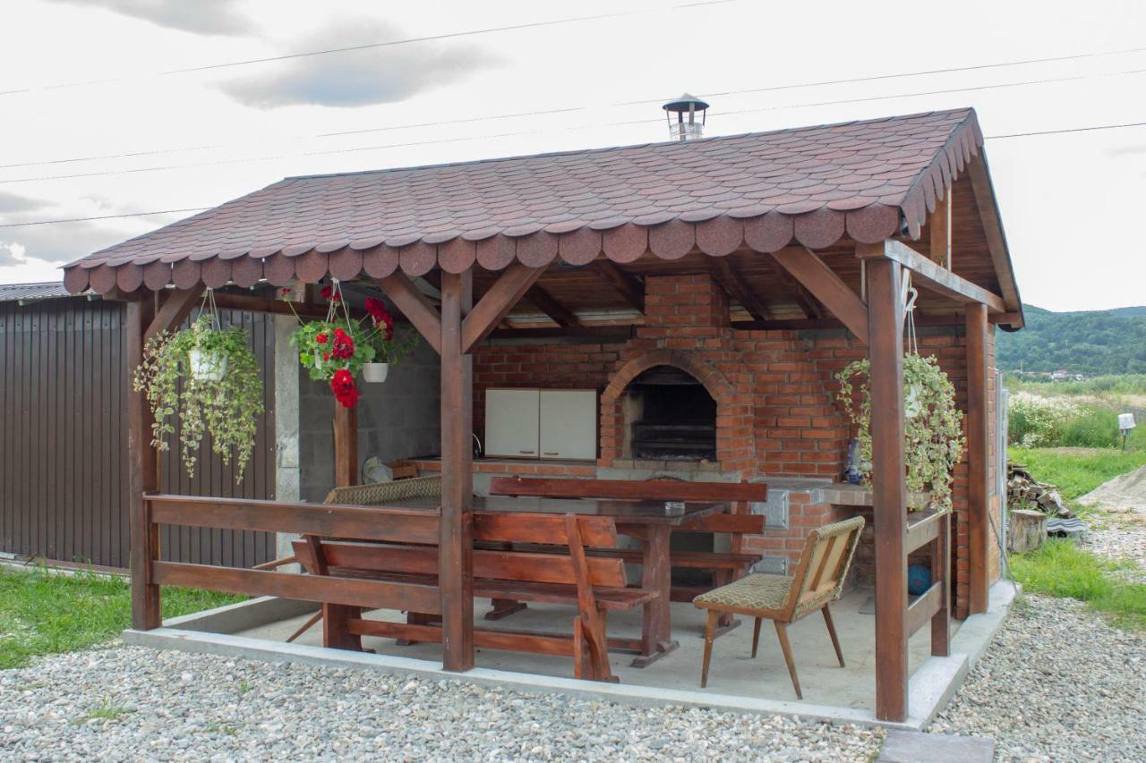 Cazare Antonia Curtea de Argeş Exterior foto